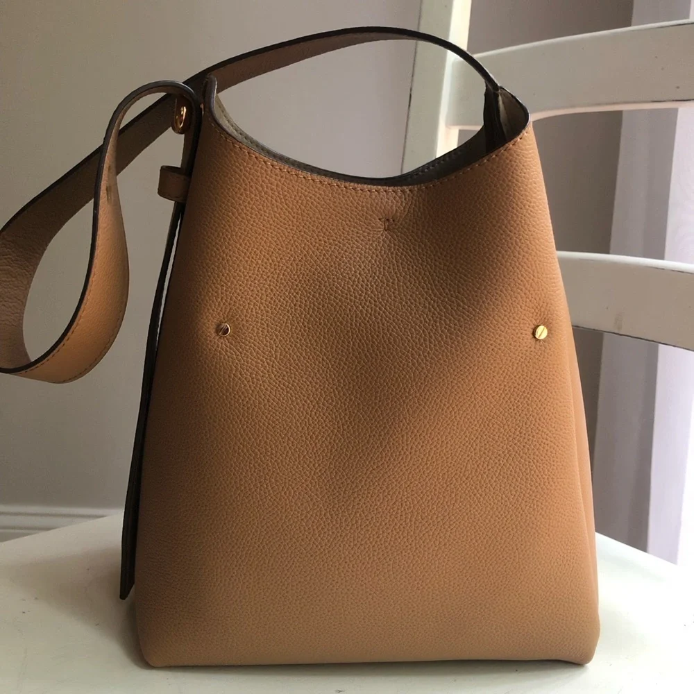 Tory Burch Small Hobo Bag in Tiramisu.